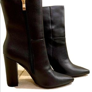 LULUS-Dawson Black Pebble Pointed-Toe
Mid Calf Boots.